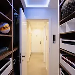 아파트 Modern Designer Retreat In 그라츠