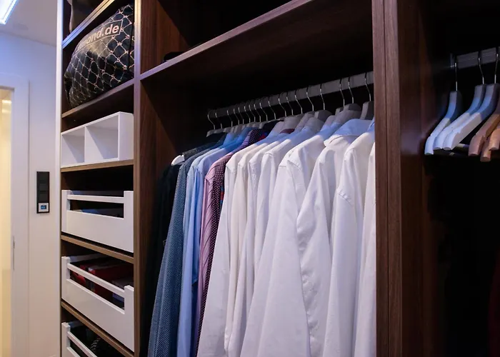 Modern Designer Retreat In Apartment Graz