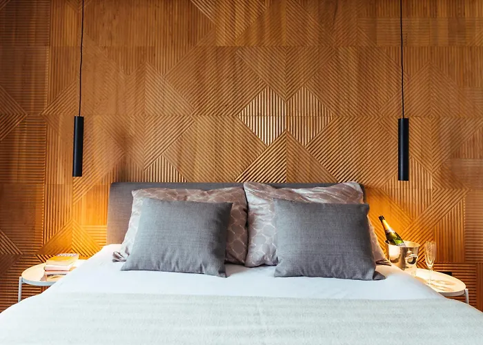 Modern Designer Retreat In 公寓 *