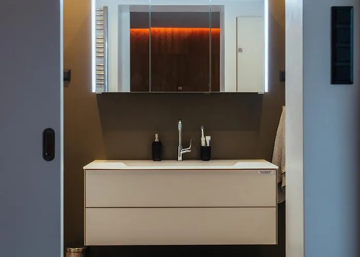 Modern Designer Retreat In Apartamento Graz