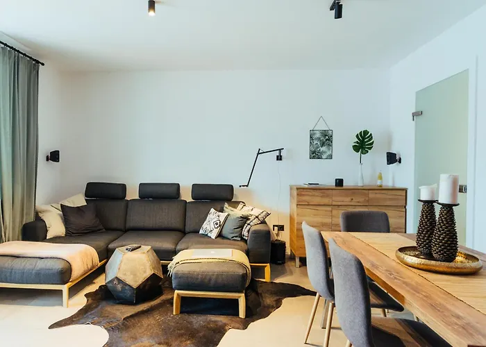 公寓 Modern Designer Retreat In *