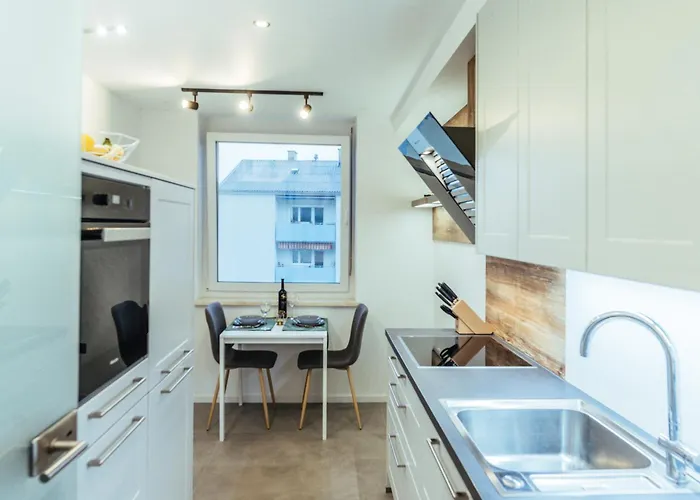 Apartamento Modern Designer Retreat In